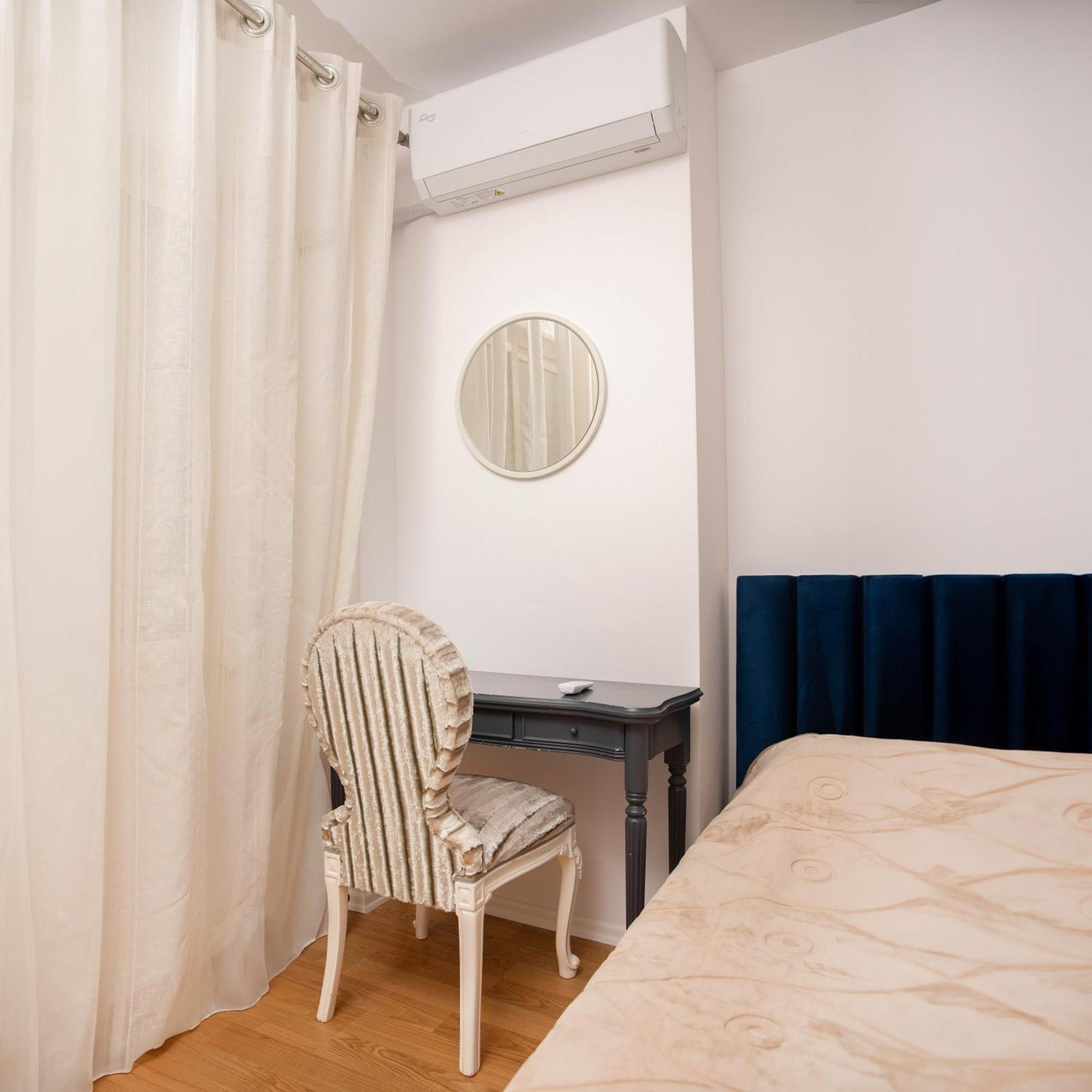 Suprem Apartment Тирана Экстерьер фото