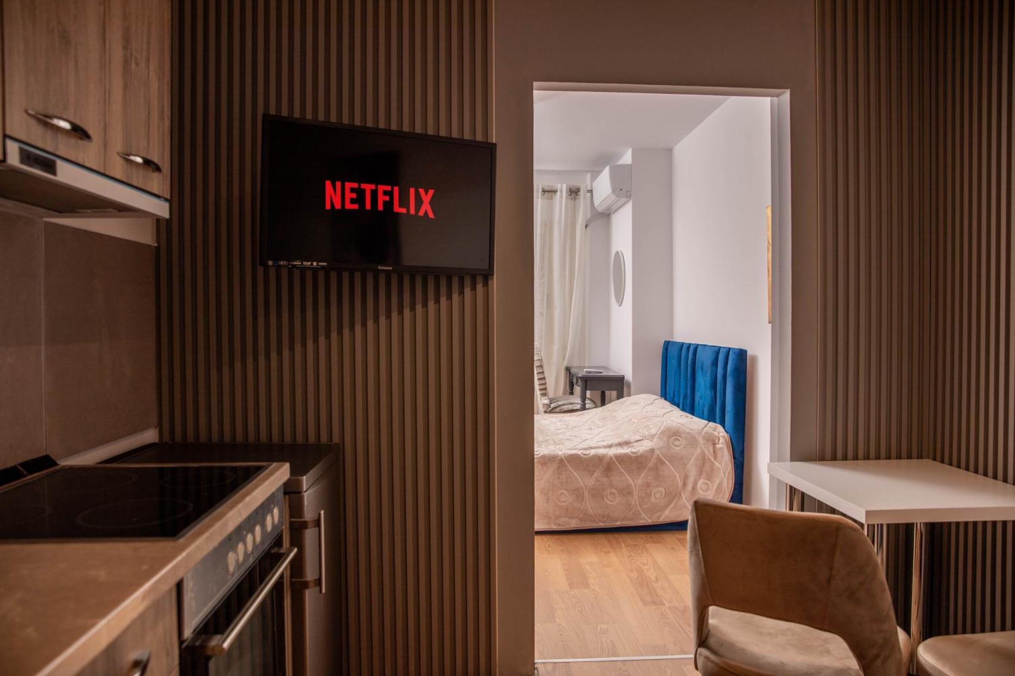 Suprem Apartment Тирана Экстерьер фото